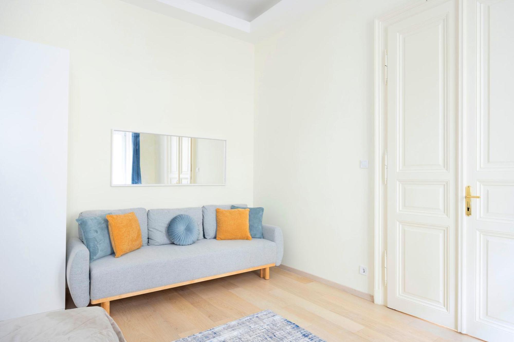 Exclusive & Spacious W/ 4bedrm 2bathrm Апартаменти Будапешт